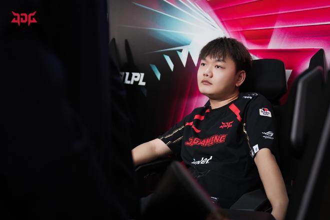 我们不仅看 我们不仅看