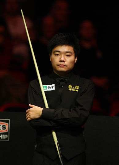 冠赛场的融 冠赛场的融